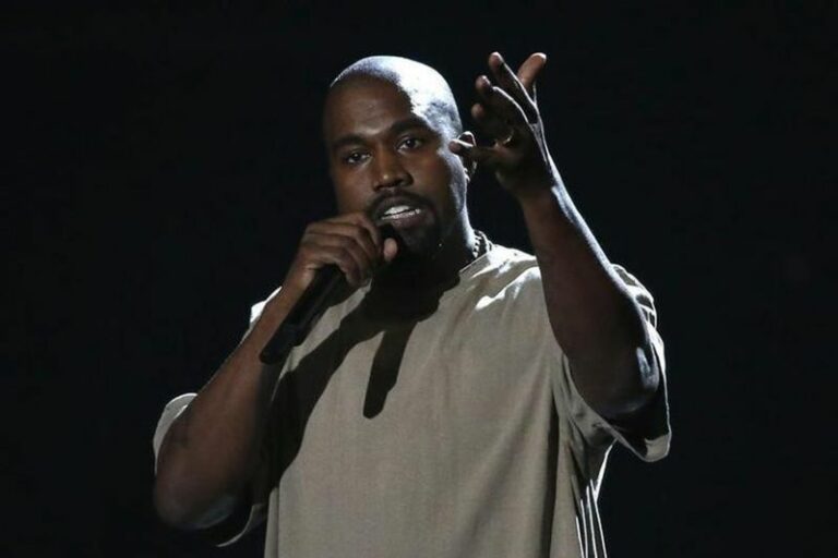 Dinilai Anti-Semit, Akun Pribadi Kanye West Diblokir Twitter dan Instagram