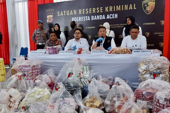 Polisi dan BBPOM Aceh Sita 92 Kosmetik Ilegal Karena Mengandung Merkuri