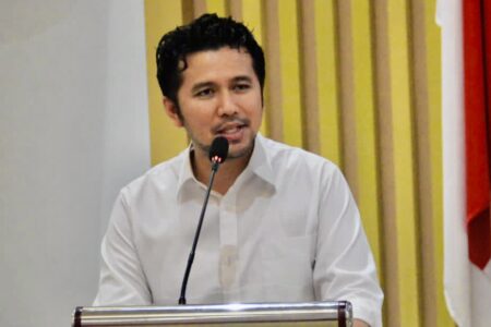 Isi Seminar di Untag Surabaya, Emil Dardak Bahas Penguatan Peran Perempuan