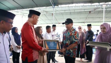 Tiga Desa di Kabupaten Bone Gorontalo Raih Penghargaan Akibat Bebas dari Buang Air Besar Sembarangan