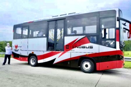 Usai KTT G20, Kemenhub Beri Bantuan 30 Unit Bus Listrik untuk Surabaya