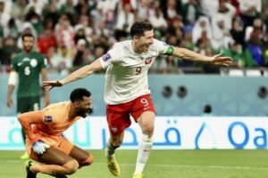 Gol Pertama Lewandowski di Piala Dunia Bawa Polandia Kalahkan Arab Saudi 2-0