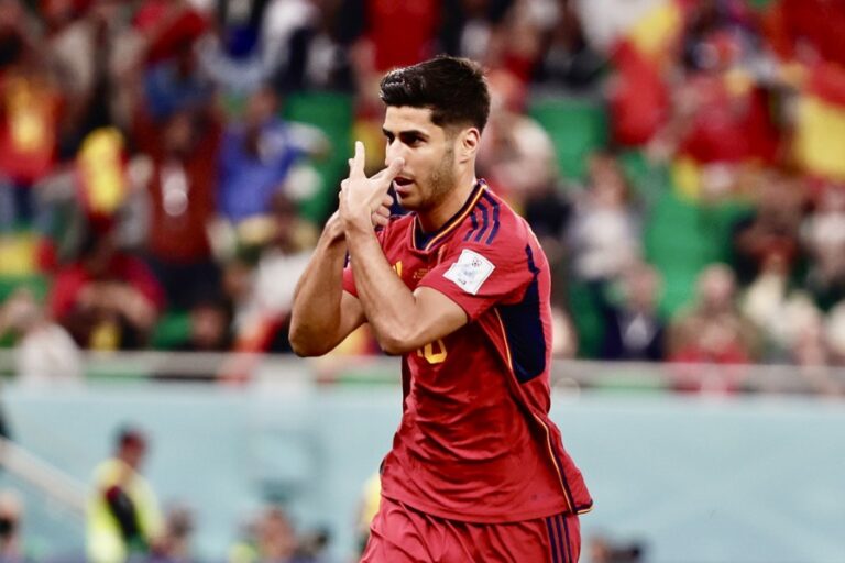 Babak Pertama: Spanyol Benamkan Kosta Rika 3-0