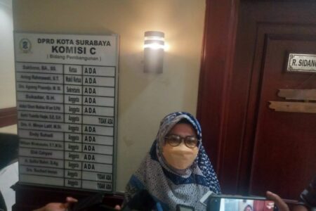 Bahas RAPB 2023, Wakil Ketua Komisi C DPRD: 8.500 Warga Surabaya Ajukan Permintaan Jamban yang Layak Pakai