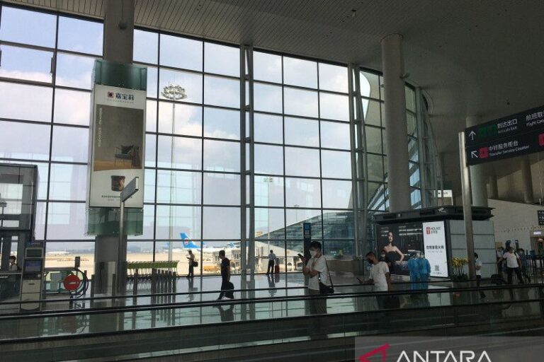 Kasus Covid-19 Kembali Meningkat, 888 Jadwal Penerbangan dari dan ke Guangzhou China Dibatalkan