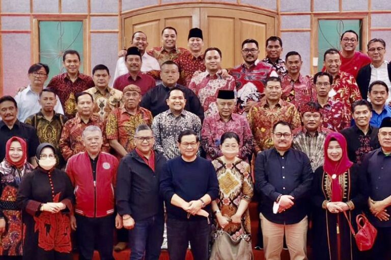 Gelar Gala Dinner di Kediri, Pramono Anung Dorong Kader PDIP Cetak Hattrick 2024