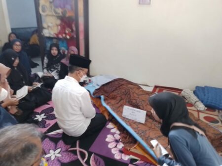 Sampaikan Duka, Walikota Pontianak Bertakziah ke Rumah Korban Penembakan