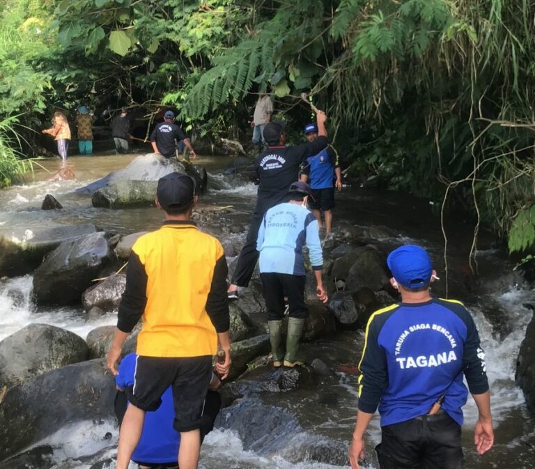 DLH Magetan Lakukan Aksi Kali Bersih, Angkut 28 Ton Sampah di 4 Lokasi