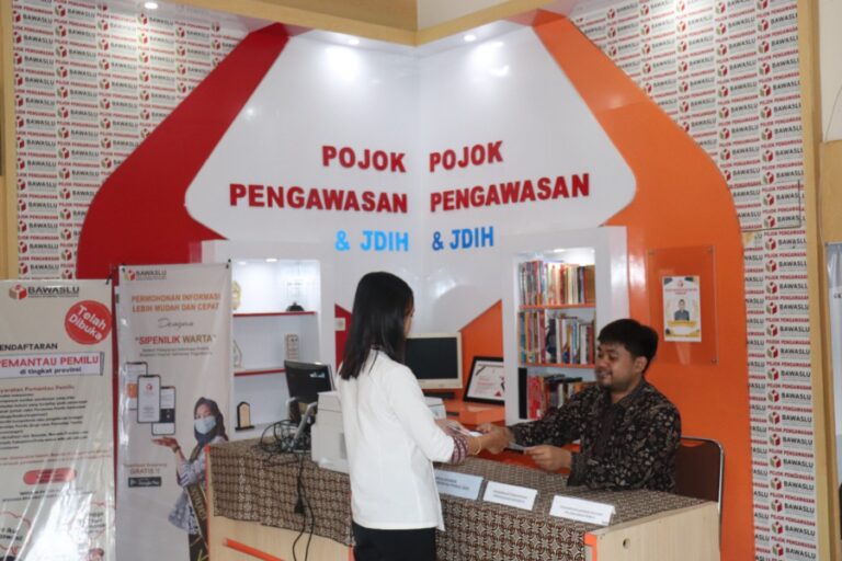 Mudahkan Masyakarat Akses Produk Hukum, Bawaslu DIY Hadirkan Pojok JDIH