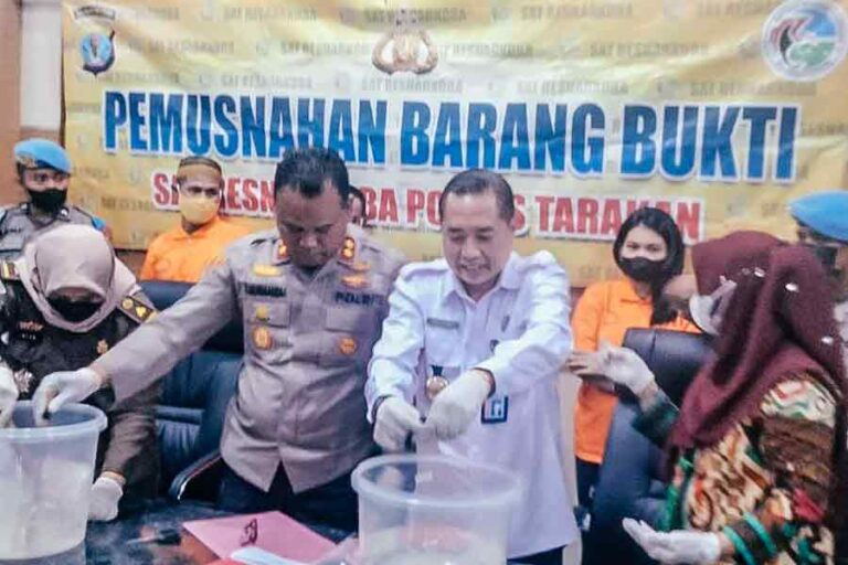 Polisi Musnahkan 982 Gram Barang Bukti Kasus Narkoba di Tarakan
