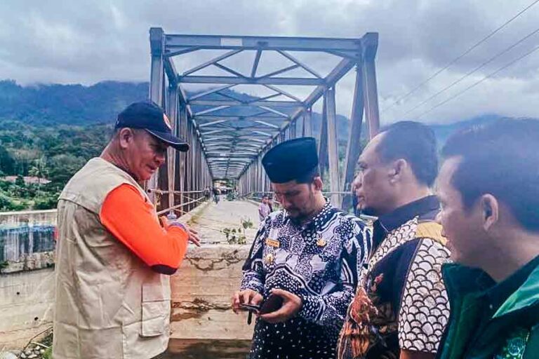 Pemerintah Aceh Salurkan Bantuan untuk Korban Banjir Bandang