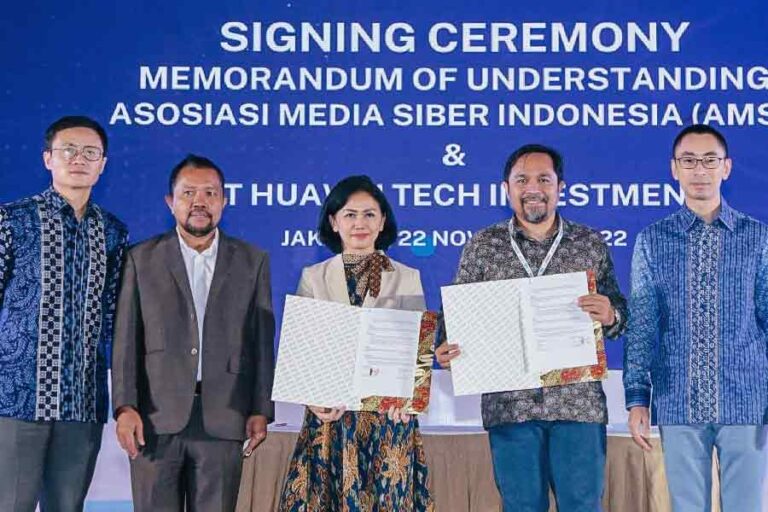 Teken Nota Kesepahaman, AMSI dan Huawei harap Penguatan Kompetensi Digital Awak Media