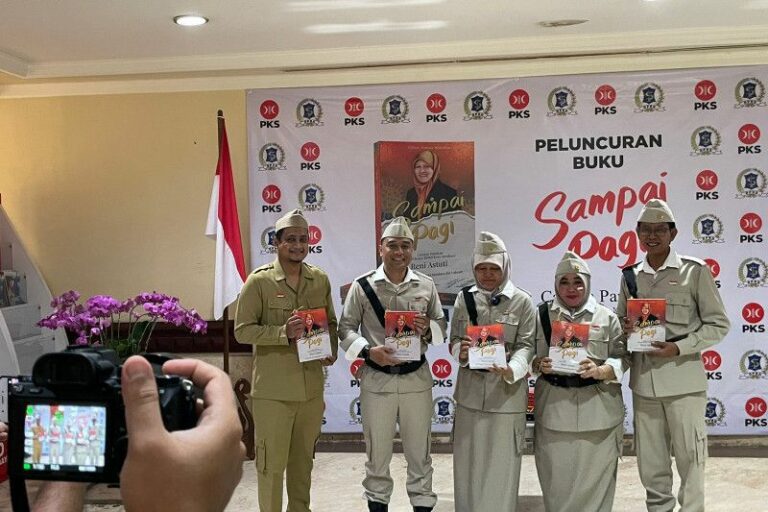 Reni Astuti Jadikan Kisah dan Pengalaman Pandemi Covid-19 Menjadi Sebuah Buku Berjudul ‘Sampai Pagi’