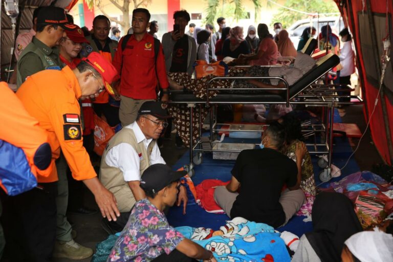 Pemerintah Fokus Pencarian Korban Tertimbun di Empat Titik