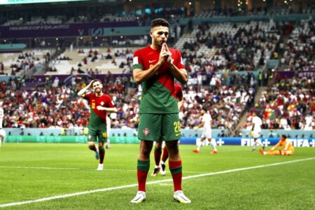 Hattrick Goncalo Ramos Bawa Portugal Bantai Swiss 6-1