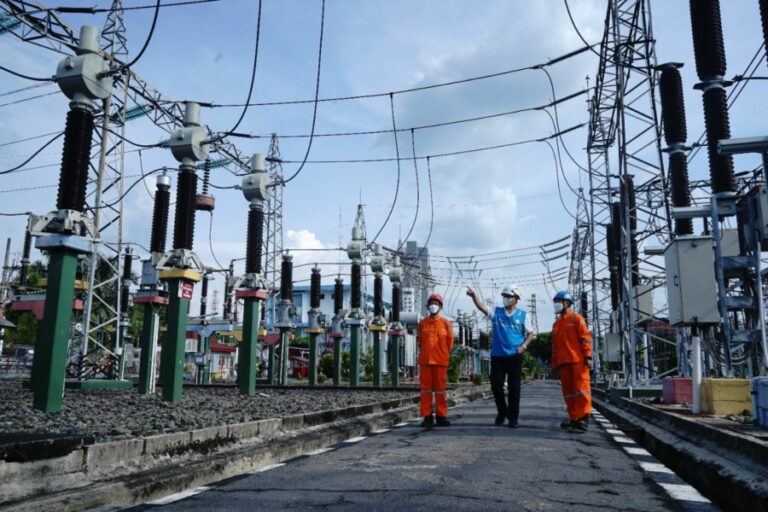 Siapkan 2.331 Posko dan 31.500 Personil, PLN Pastikan Kelistrikan Nasional Andal Jelang Nataru