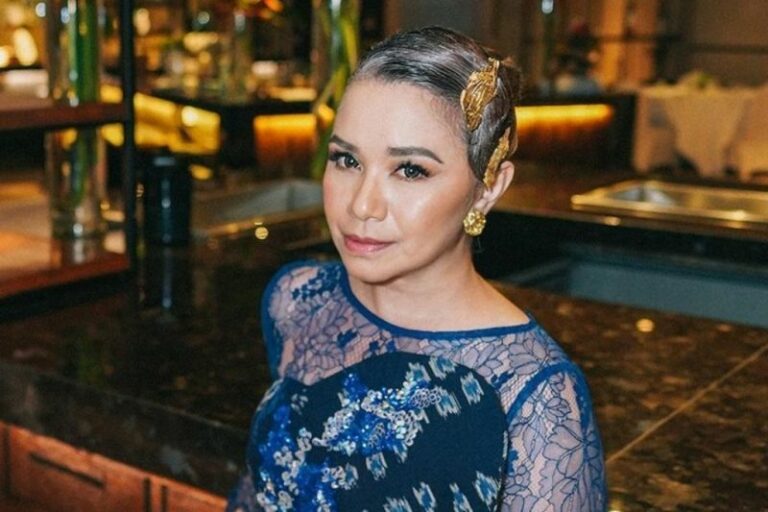 Ruth Sahanaya Rayakan Natal dengan Merefleksi Diri