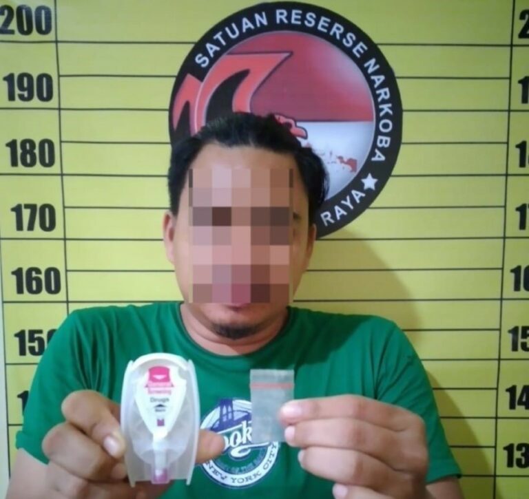 Sempat Menceburkan Diri ke Sungai, Polisi Tangkap Pengedar Narkotika di Batu Ampar
