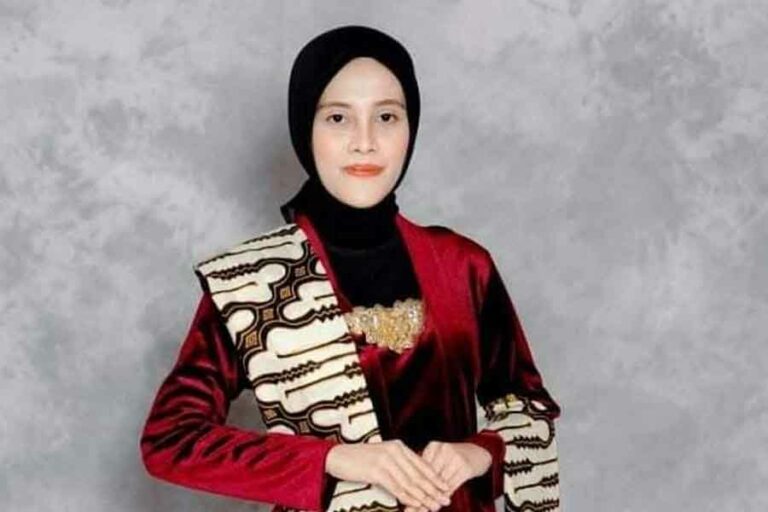 Dari Fakultas Hukum Melenggang jadi Duta Pustaka Jawa Timur