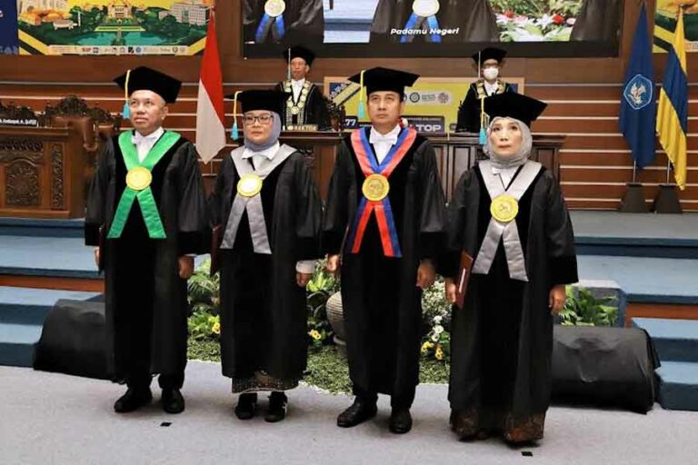 Penghujung 2022, Guru Besar Unair Bertambah Empat Orang