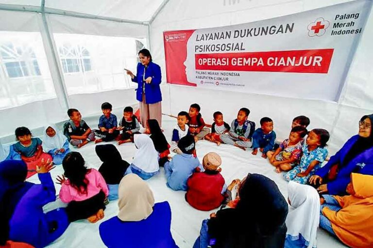 Mahasiswa Universitas Paramadina Berikan Dukungan Psikososial Penyintas Gempa Cianjur