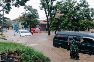 Hujan tak Kunjung Reda, Tiga Kecamatan di Bangkalan Terendam Banjir