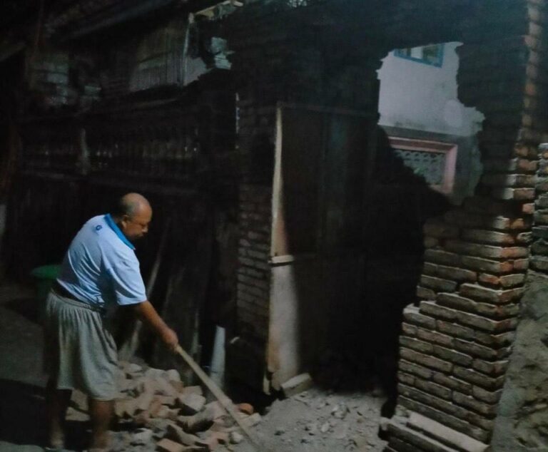Update: Sebanyak 34 Rumah Warga Karangasem Rusak Pasca Gempa M 5,2