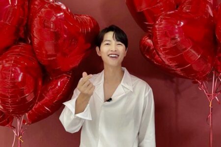 Song Joong Ki Nikahi Perempuan Inggris, Istri Sedang Hamil