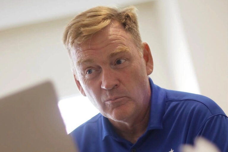 Mitos atau Fakta? CEO PSIS Yoyok Sukawi Buru Pelatih Baru Pengganti Ian Andrew Gillan usai Aspel Resal Out