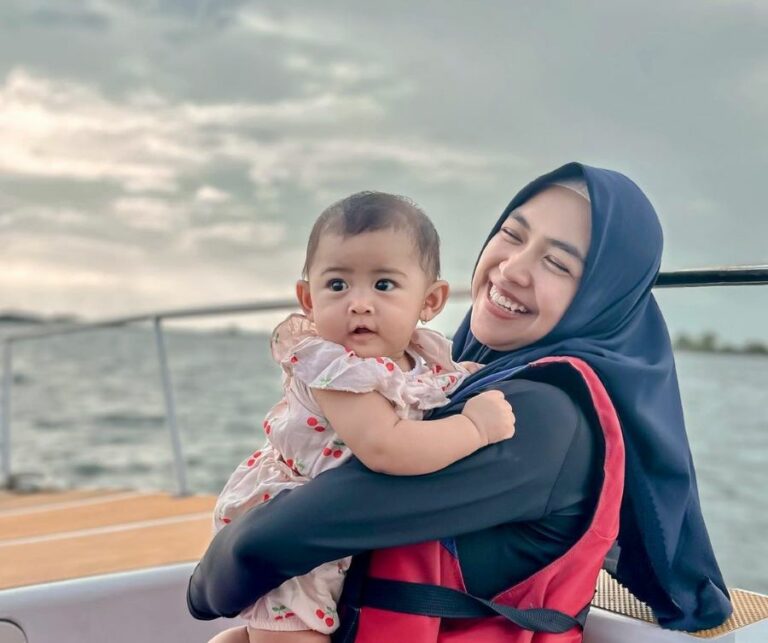 Ajak Moana Bermain Jetski Tanpa Pelampung, Ria Ricis Dirujak Warganet