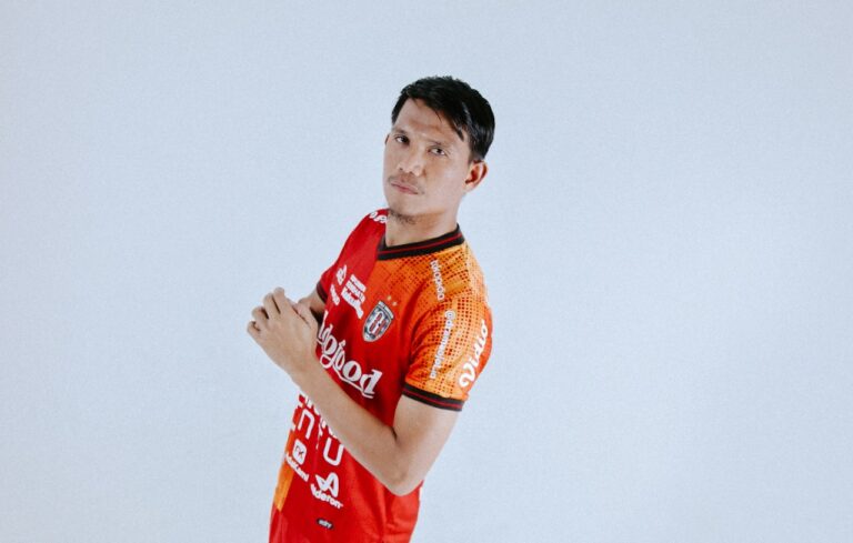 Beruntung Banget, Sandi Sute Masih Dilirik Bali United, Acara Mudik Sekaligus Reuni dengan Coach Teco