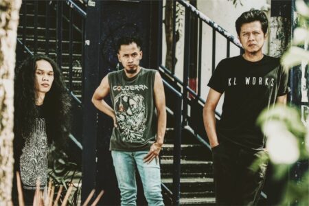 Dersik, Single Terbaru Colderra di Awal Tahun