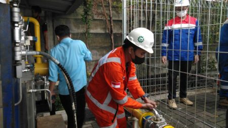 PGN Salurkan Gas Bumi via Pipa di 3 Industri Semarang