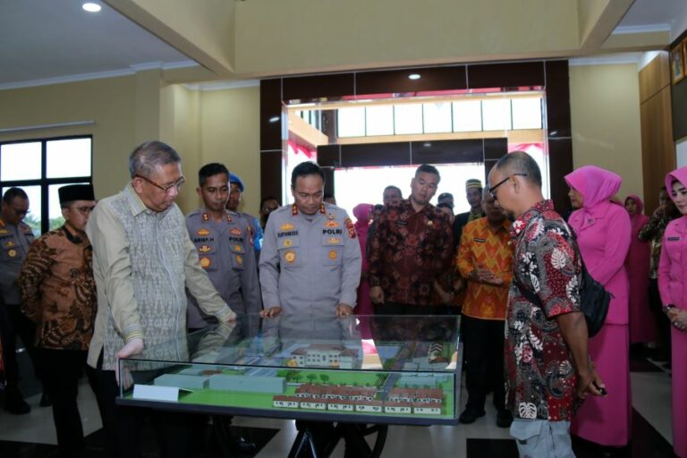 Kapolda Resmikan Mako Polres Kubu Raya