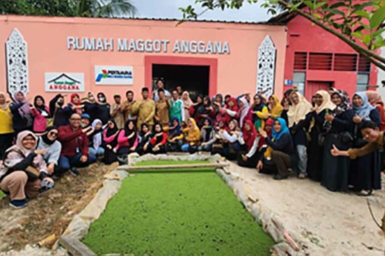 Dukung Pengembangan SDM, PT Pertamina Hulu Sanga Gelar Pelatihan Budidaya Lalat Hitam