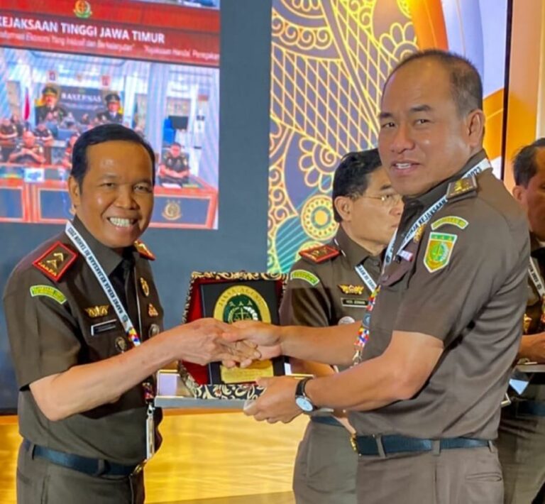 Kejati Kalbar Dapat Empat Piagam Penghargaan dari Jaksa Agung