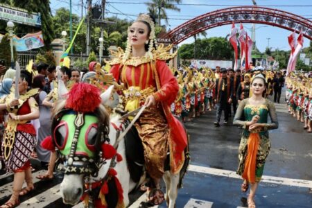 Ragam Tradisi Masyarakat Nusantara di Malam Nisfu Sya’ban, Mulai Ruwah Kubur Sampai Baratan