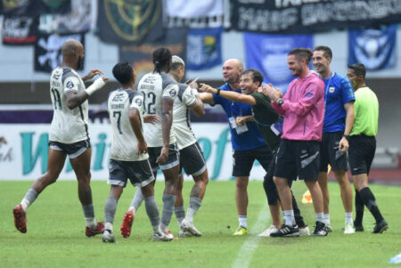 Bidikan Luis Milla di Kandang Persija, Persib Masih Bisa ‘Otw’ Juara Liga 1