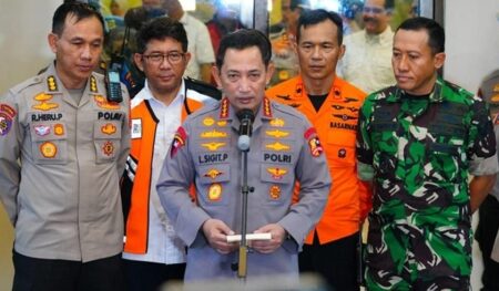 Nasib Kapolda Jambi Rusdi Hartono Diungkap Kapolri Listyo Sigit, usai Evakuasi dari Helikopter Mendarat Darurat