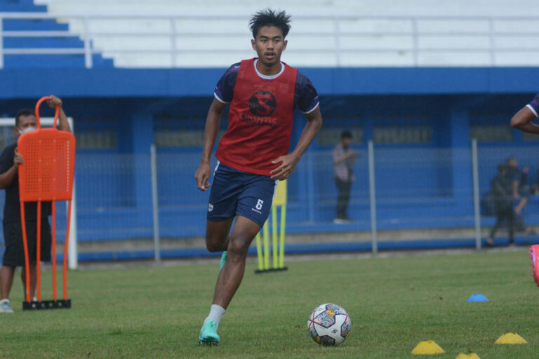 3 Tenaga Muda Tinggalkan Persib Bandung, Bakal Bawa Pengalaman Main Lawan Negara Arab