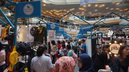 Kalahkan Sang Suhu, Mall di Semarang Ini Didatangi Puluhan Ribu Pengunjung saat Weekend