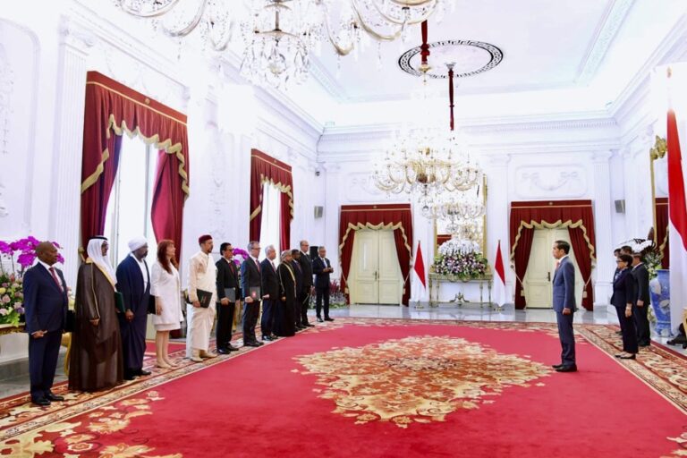 Resmi Bertugas di Indonesia, 11 Duta Besar Negara Sahabat Serahkan Surat Kepercayaan ke Presiden Jokowi