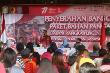 Bantuan Bahan Pokok untuk Kendalikan Inflasi di Landak