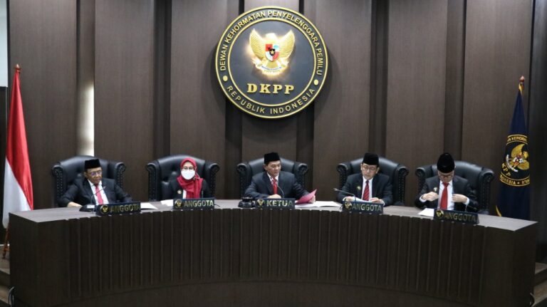 Blunder Ketua KPU RI Hasyim Asyari, Siang Ini DKPP Gelar Sidang Etik