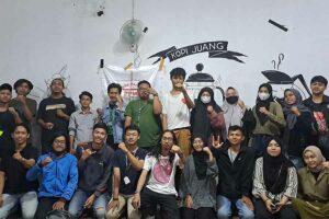 PPMI DK-Surabaya Gelar Nobar dan Diskusi Solidaritas untuk Petani Pakel foto pilar id