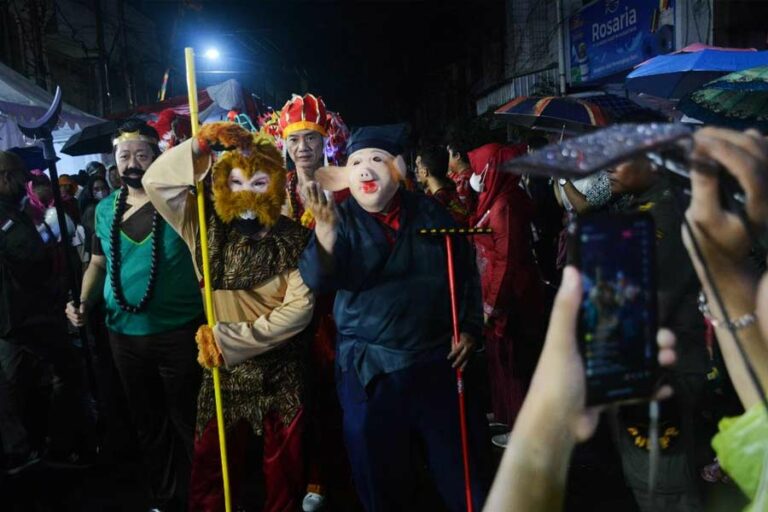 Festival Cap Go Meh Kya-kya Surabaya