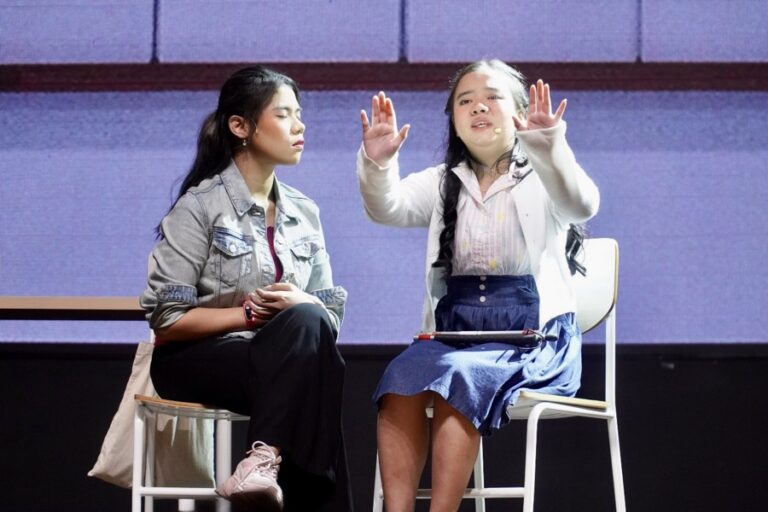11 Questions, Drama Musikal Mahasiswa English Departemen Universitas Kristen Petra