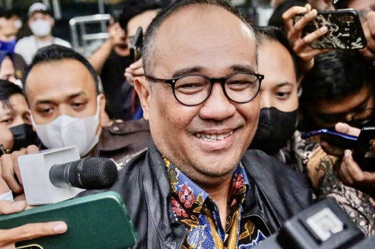 Rafael Alun Trisambodo Divonis 14 Tahun Penjara dalam Kasus Gratifikasi dan Pencucian Uang Rafael Alun Trisambodo