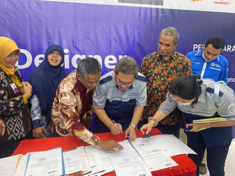 Dukung Pengembangan Transportasi Listrik, Ubaya Gelar Seminar Kendaraan Listrik Bagi Siswa SMK Se-Indonesia