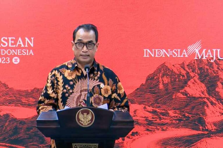 Hindari Penumpukan Jumlah Pemudik, Pemerintah Majukan Jadwal Cuti Bersama Idul Fitri 2023 Menteri Perhubungan Budi Karya Sumadi saat memberikan keterangan pers secara live, Jumat (24/3/2023)